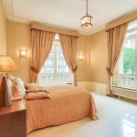 Apartamento Royal Montaigne *