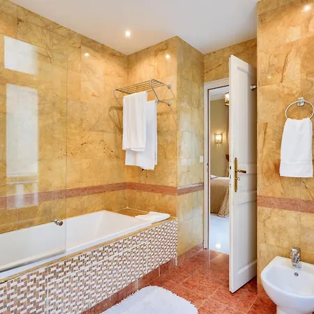 Apartamento Royal Montaigne
